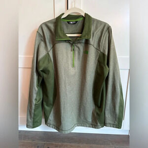 The North Face Men's 3/4 zip Pullover Green Large